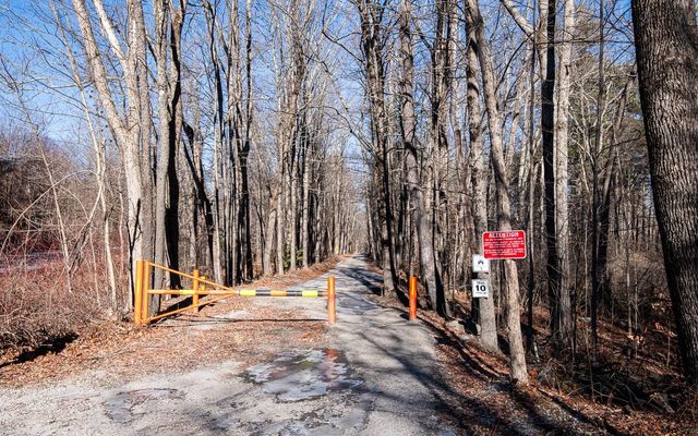 121 Hampstead Road, Sandown, NH 03873