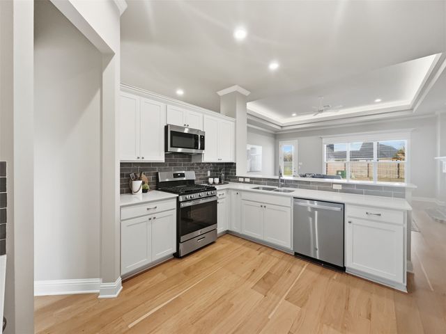 297 Ferry Lake Drive, Bossier City, LA 71111