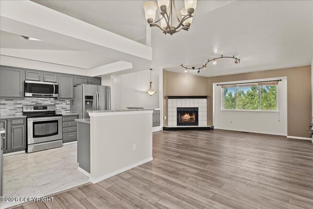 2471 S Coggin Drive, Wasilla, AK 99654