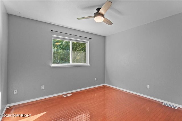 2471 S Coggin Drive, Wasilla, AK 99654