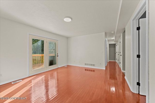 2471 S Coggin Drive, Wasilla, AK 99654
