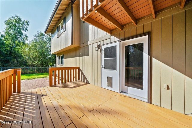 2471 S Coggin Drive, Wasilla, AK 99654