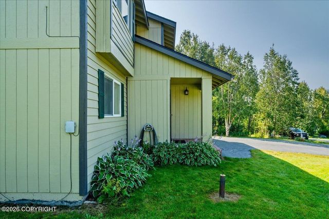 2471 S Coggin Drive, Wasilla, AK 99654
