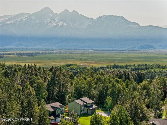 2471 S Coggin Drive, Wasilla, AK 99654