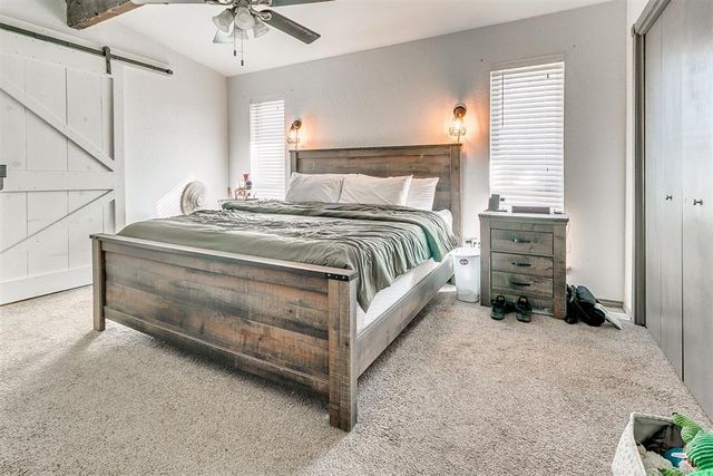 10305 Hollyhead Way, Yukon, OK 73099