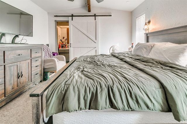 10305 Hollyhead Way, Yukon, OK 73099