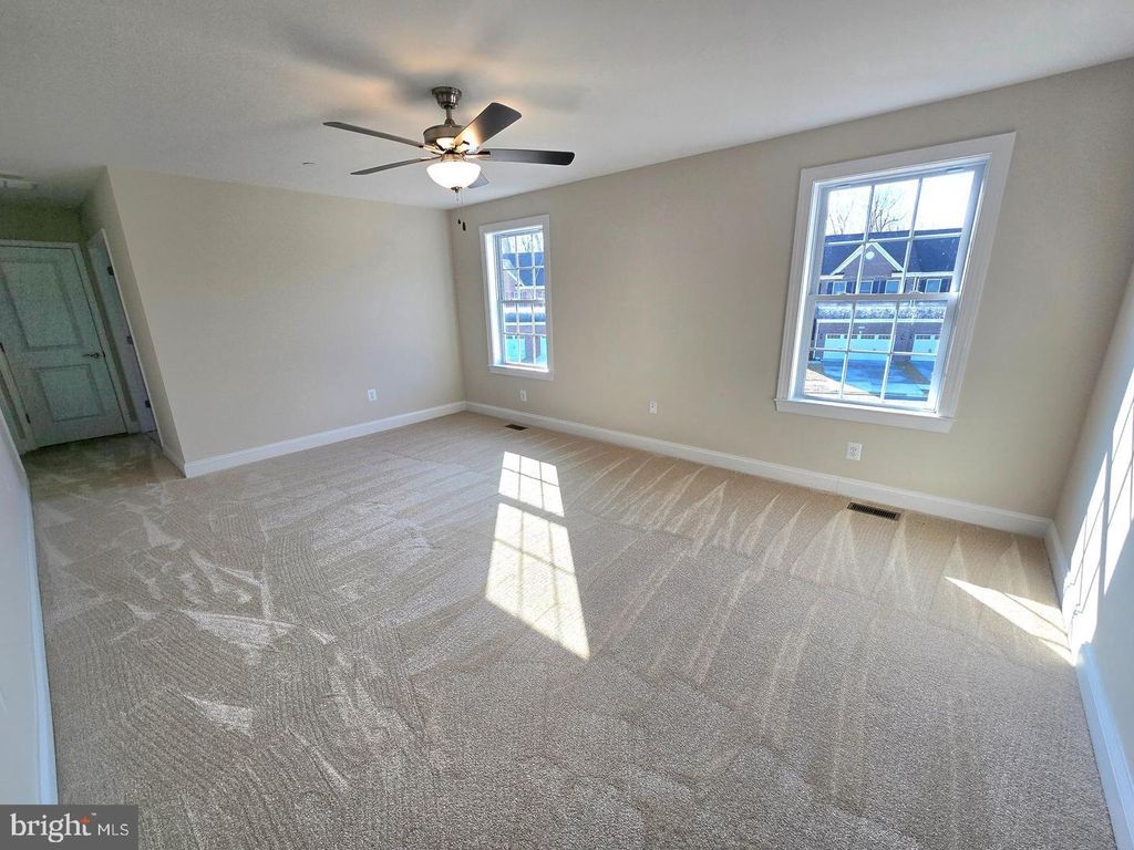 Image 23 of property listing at 3116 ALFALFA CIR, La Plata, MD 20646