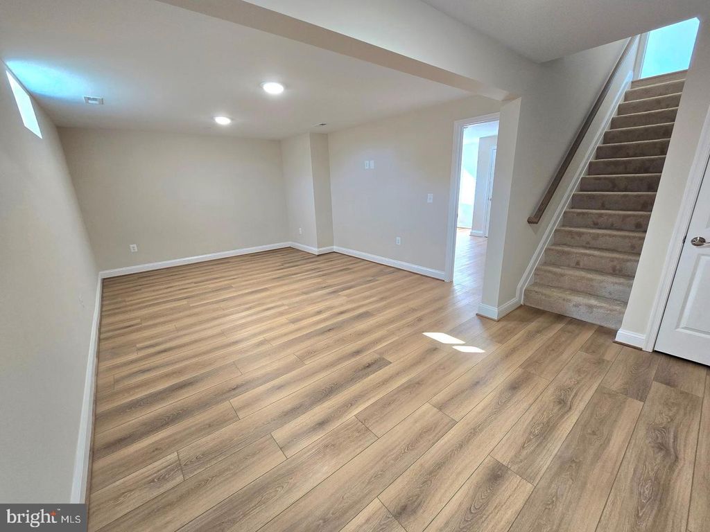 Image 39 of property listing at 3116 ALFALFA CIR, La Plata, MD 20646