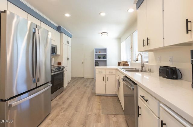 7213 Village 7, Camarillo, CA 93012