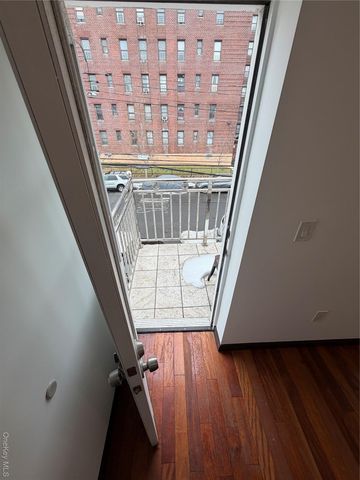 19018 Woodhull Avenue, Hollis, NY 11423