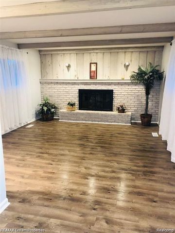 14917 Fairway Street, Livonia, MI 48154