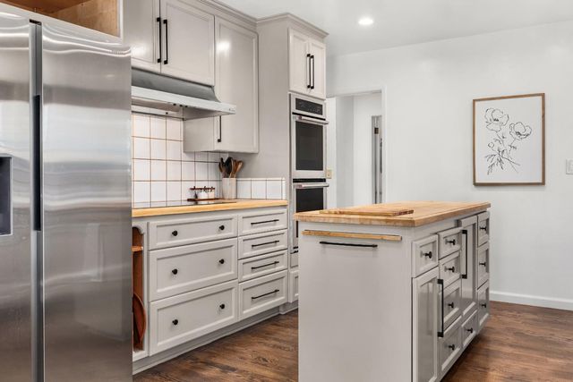504 Cuesta Drive, Aptos, CA 95003