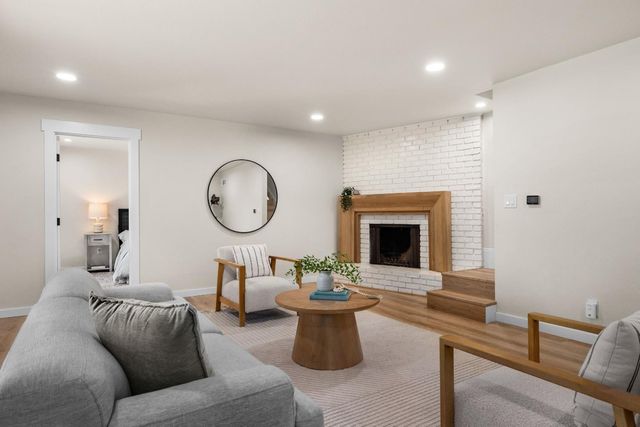 504 Cuesta Drive, Aptos, CA 95003