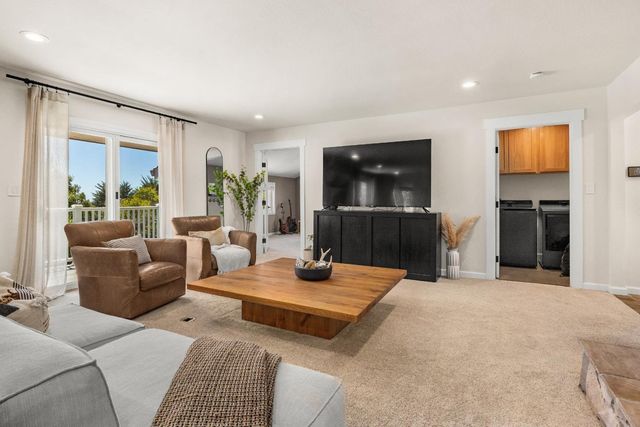 504 Cuesta Drive, Aptos, CA 95003