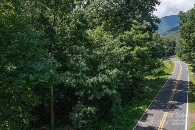 245 White Oak Creek Road, Burnsville, NC 28714