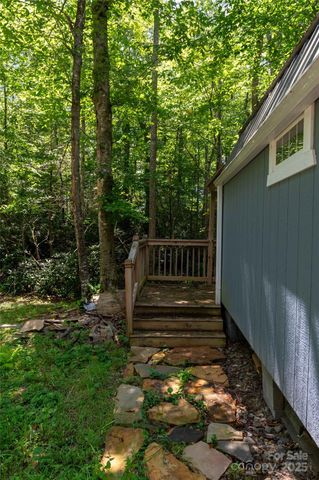 245 White Oak Creek Road, Burnsville, NC 28714