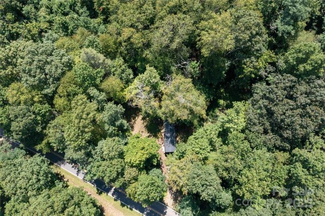 245 White Oak Creek Road, Burnsville, NC 28714