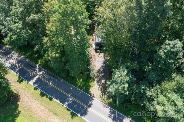 245 White Oak Creek Road, Burnsville, NC 28714