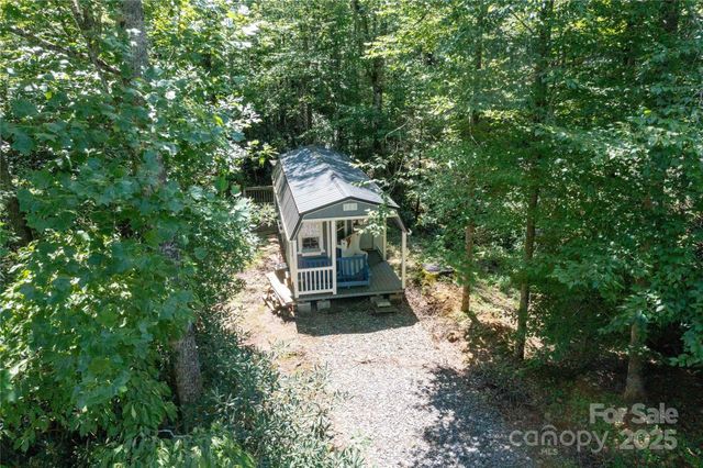 245 White Oak Creek Road, Burnsville, NC 28714