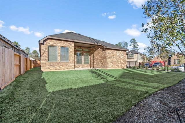 107 Yellow Perch Way, Conroe, TX 77318