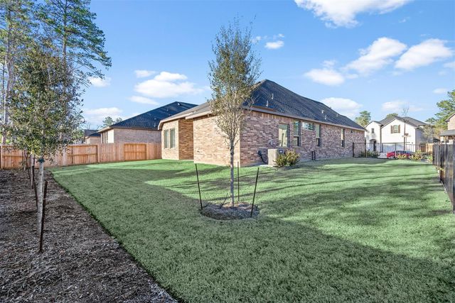 107 Yellow Perch Way, Conroe, TX 77318