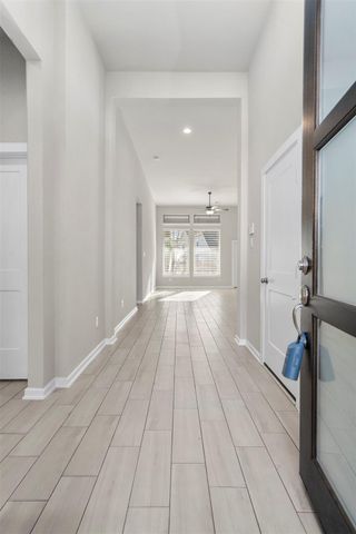 107 Yellow Perch Way, Conroe, TX 77318