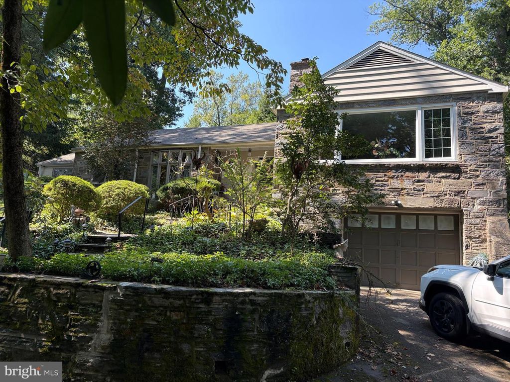 8316 JENKINTOWN RD, Elkins Park, PA 19027