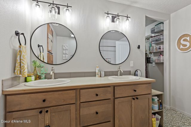 3820 W Belgrave WAY, Hayden, ID 83835