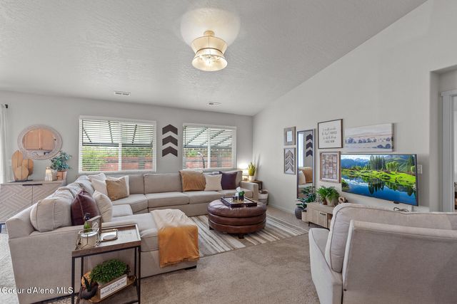 3820 W Belgrave WAY, Hayden, ID 83835