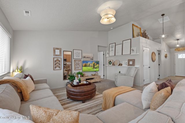 3820 W Belgrave WAY, Hayden, ID 83835