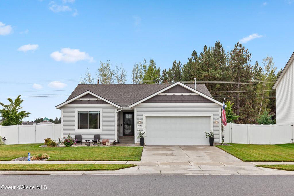 3820 W Belgrave WAY, Hayden, ID 83835