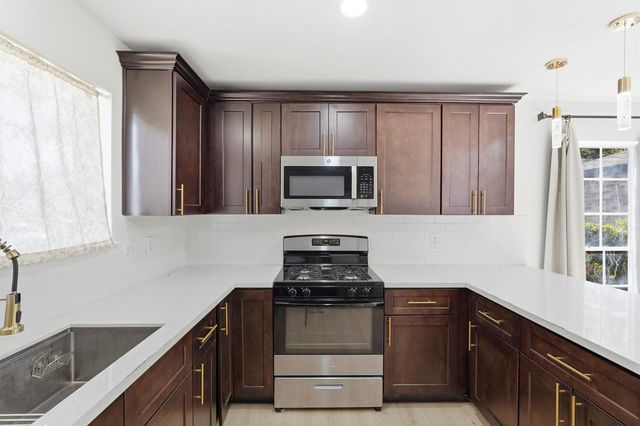 11011 Almond Grove, Humble, TX 77396