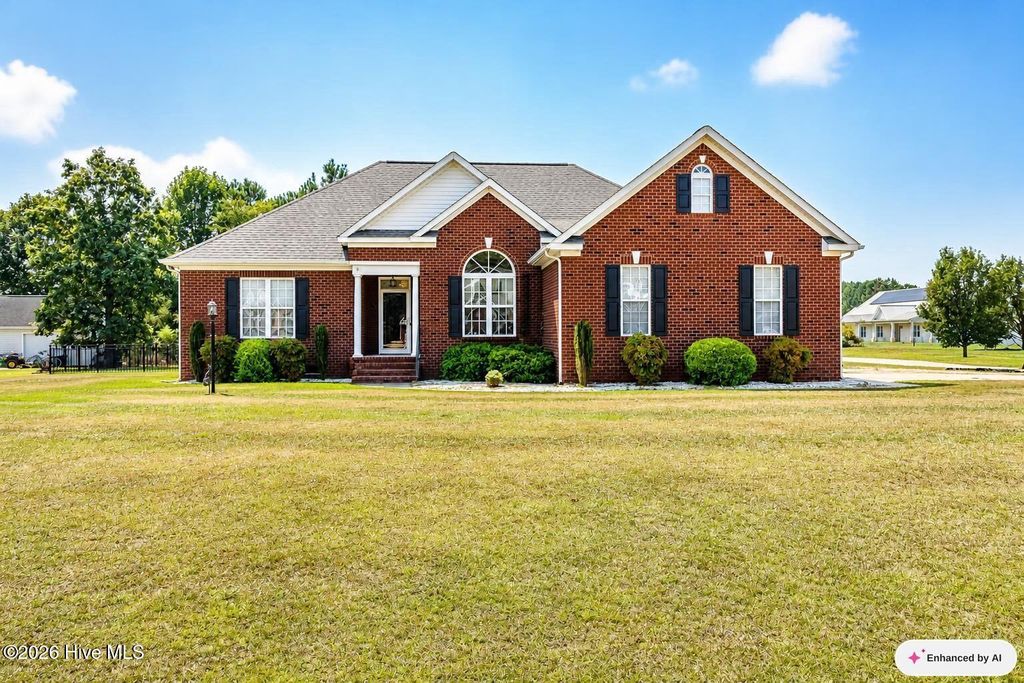 300 Friendswood Drive, Goldsboro, NC 27530