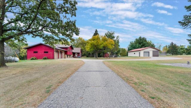 22364 45th Avenue, Saint Augusta, MN 56301