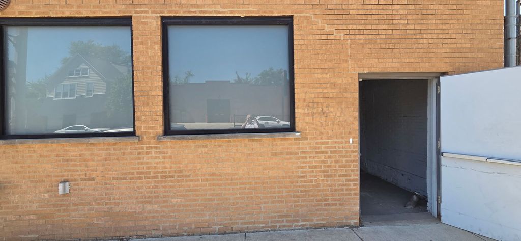 4244 N Elston Avenue, Chicago, IL 60618