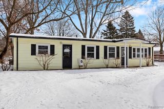 3771 Gainesborough Drive, Lake Orion, MI 48359