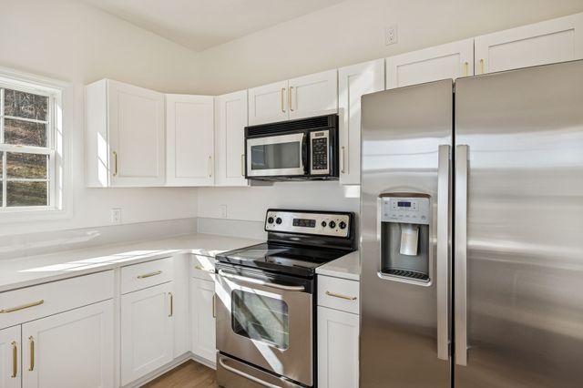 1909 Evergreen Rd, Thompsons Station, TN 37179