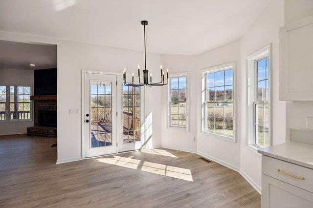 1909 Evergreen Rd, Thompsons Station, TN 37179