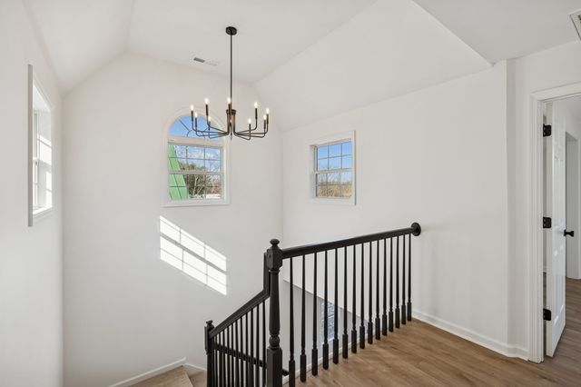 1909 Evergreen Rd, Thompsons Station, TN 37179