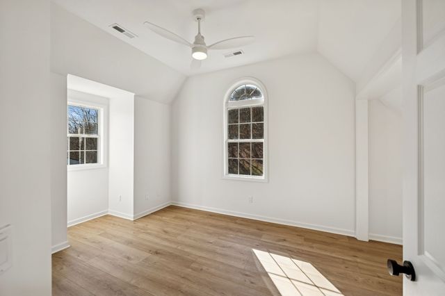 1909 Evergreen Rd, Thompsons Station, TN 37179