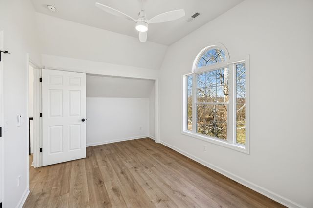 1909 Evergreen Rd, Thompsons Station, TN 37179