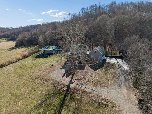 1909 Evergreen Rd, Thompsons Station, TN 37179