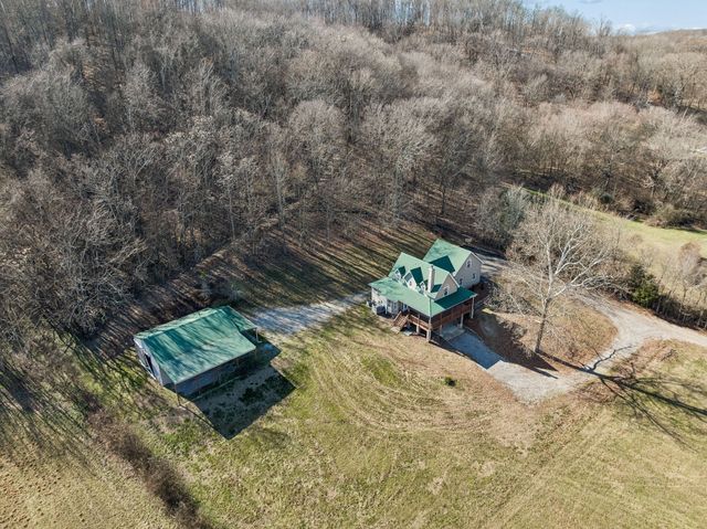 1909 Evergreen Rd, Thompsons Station, TN 37179