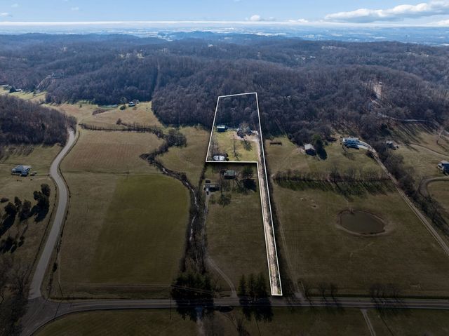 1909 Evergreen Rd, Thompsons Station, TN 37179