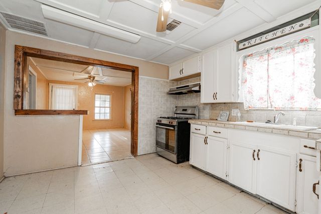 305 E Church Street, Crandall, TX 75114