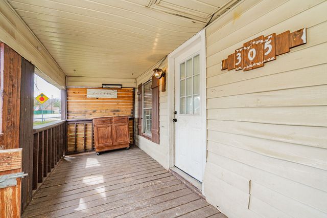 305 E Church Street, Crandall, TX 75114