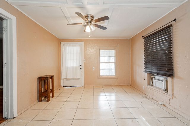 305 E Church Street, Crandall, TX 75114