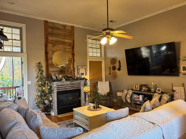 630 Claystone Drive, Inman, SC 29349