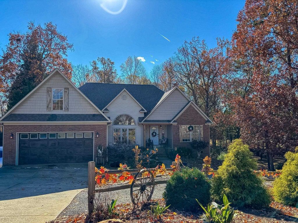 630 Claystone Drive, Inman, SC 29349