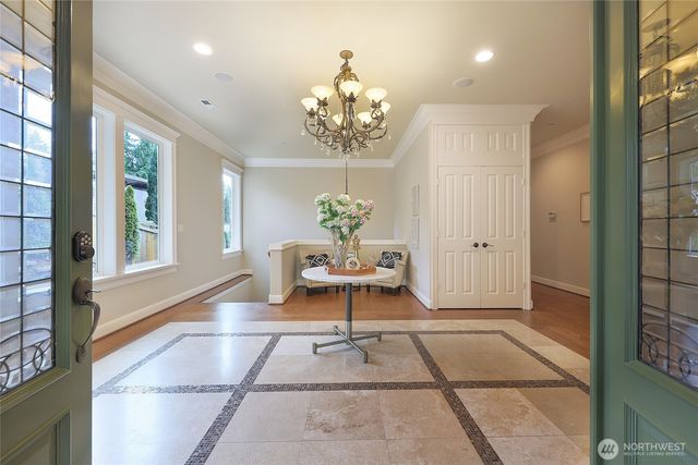 7661 NE 14th Street, Medina, WA 98039